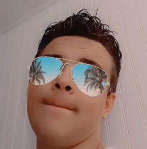 Meet your Posher, Ryan